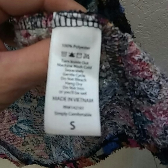 LulaRoe Lindsay - Picture 5 of 5